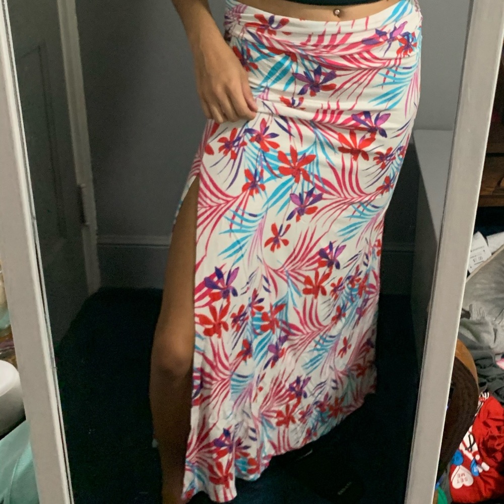 long skirt